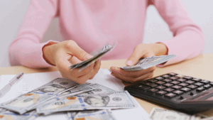 Read more about the article Tax Obligations for Housewives: Do You Need to File Taxes?