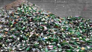 Read more about the article Government Incentives and Programs Supporting the Glass Recycling Industry in India